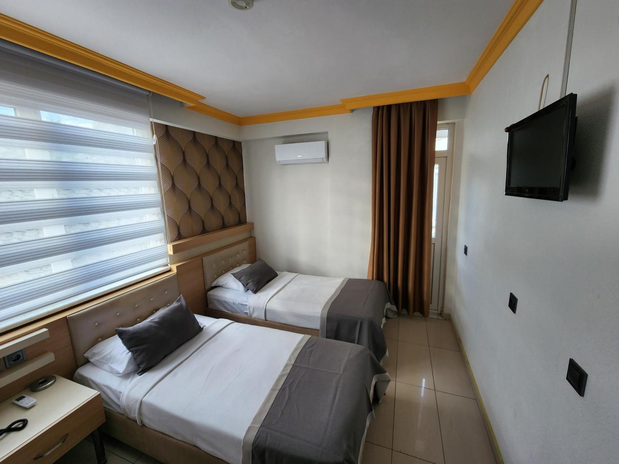 Antalya Konyaalti Guenduez Otel Exterior foto